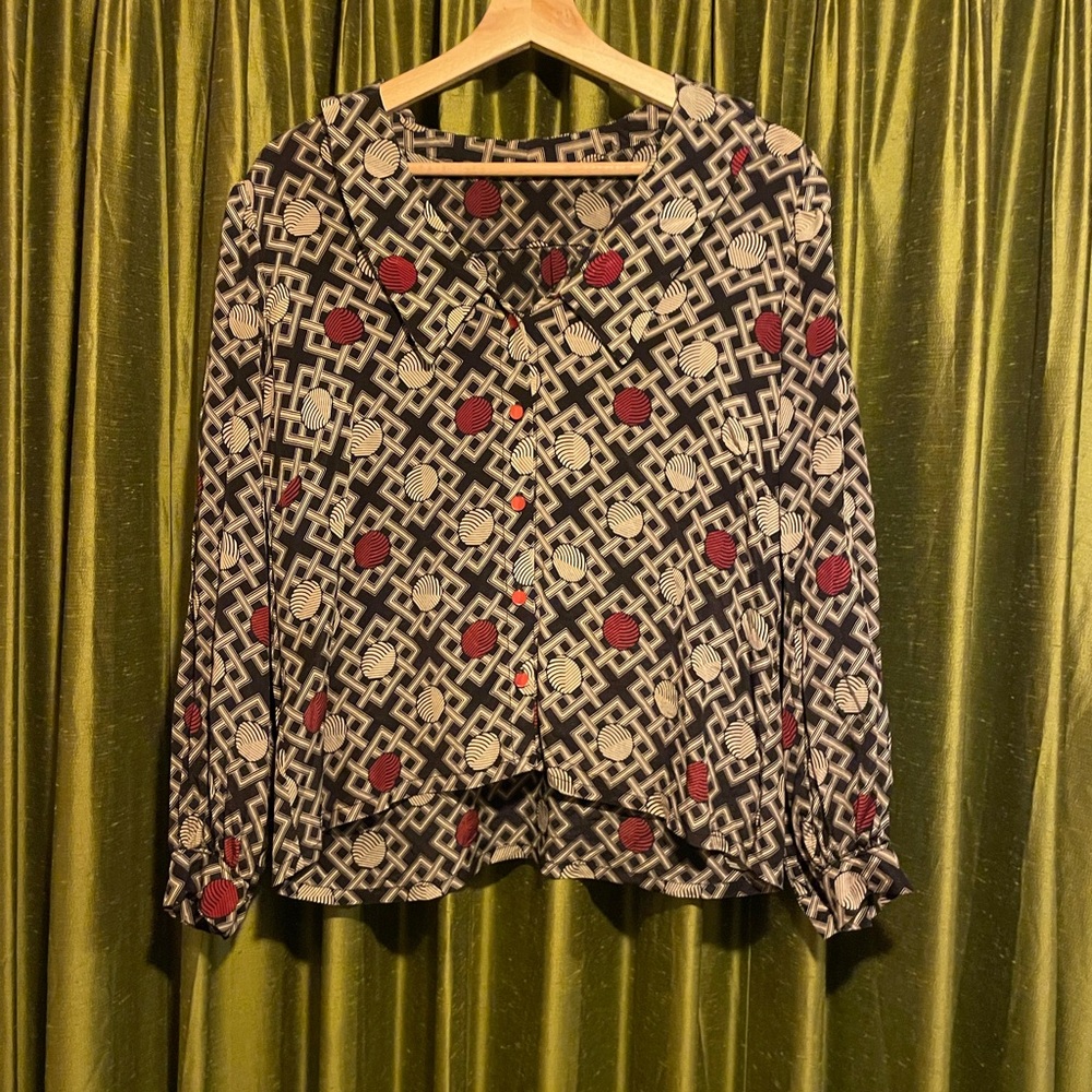 Handmade Blouse - Picture 4 of 6